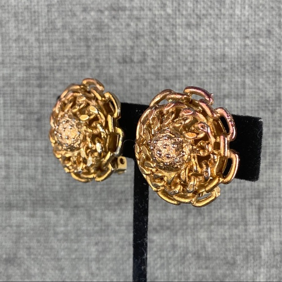 Vintage Gold/Copper Tone Chained Circles Clip Ons - Picture 2 of 6